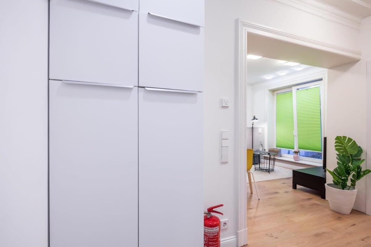 Charming Apartment In Prime Location Amburgo Esterno foto