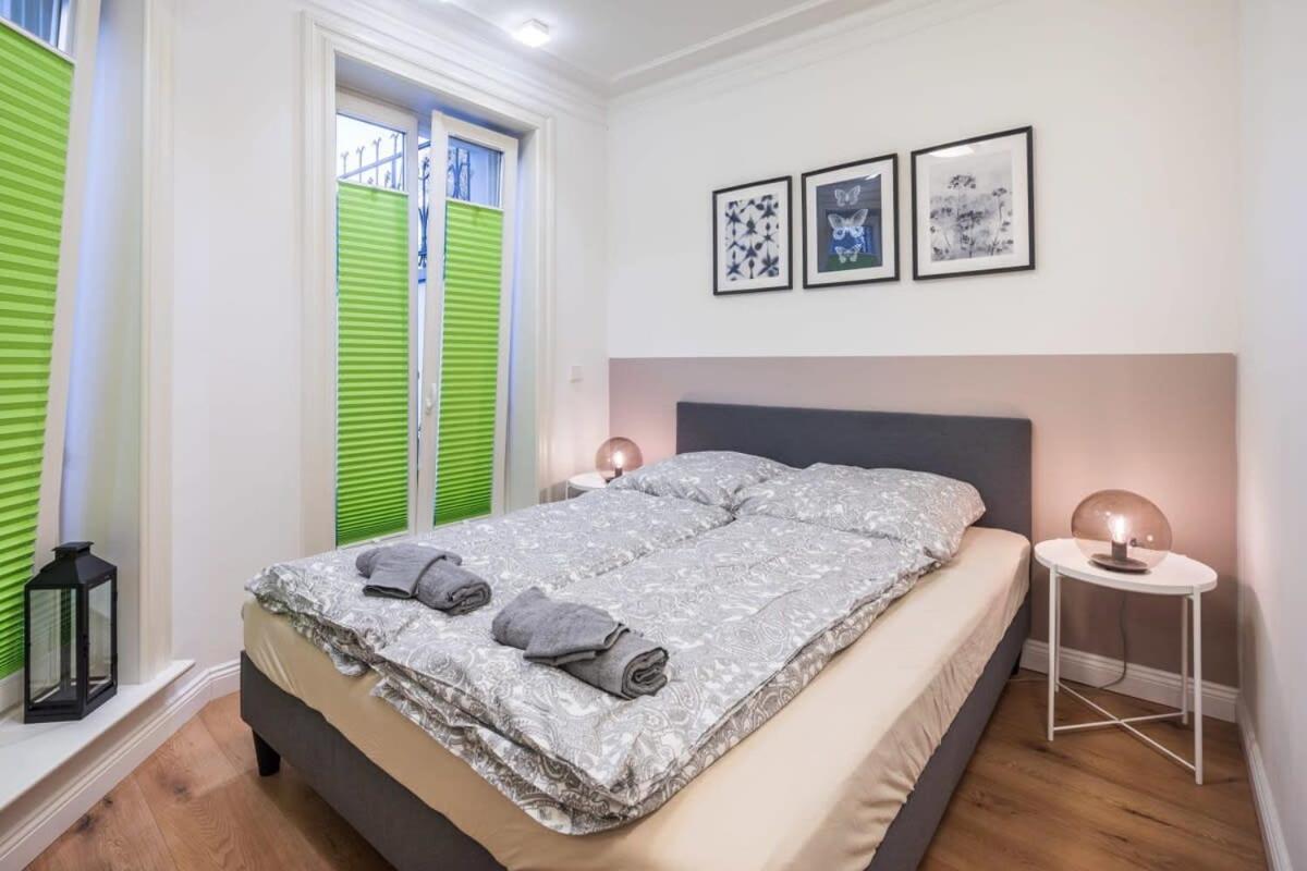 Charming Apartment In Prime Location Amburgo Esterno foto